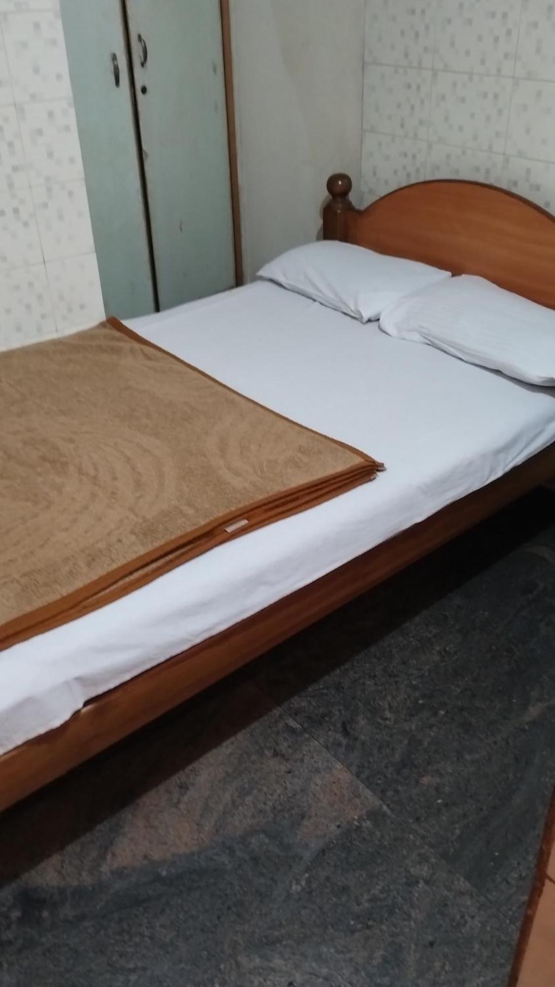 فيلا Sharada Kk Residency مَسّور الغرفة الصورة