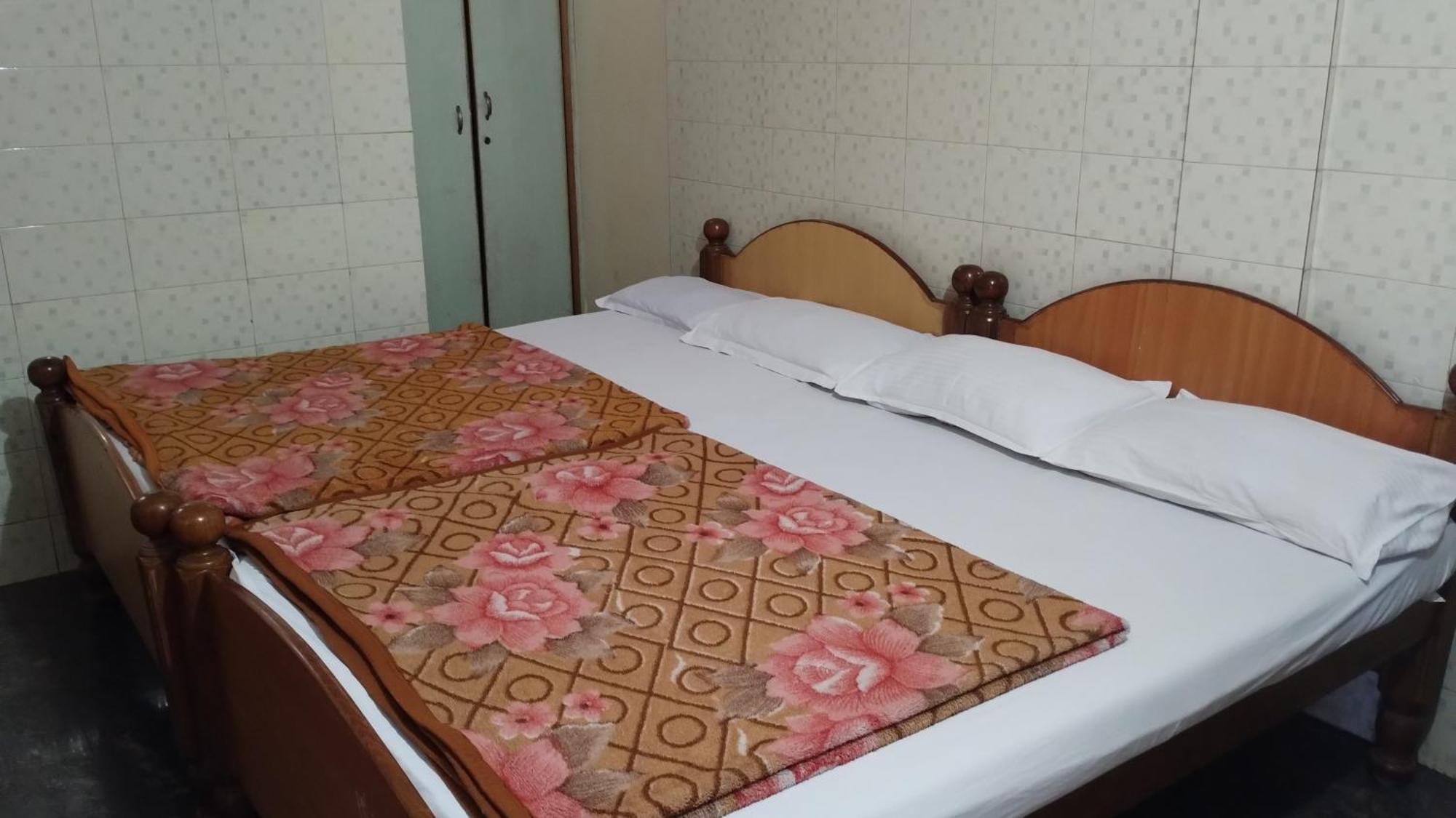 فيلا Sharada Kk Residency مَسّور المظهر الخارجي الصورة
